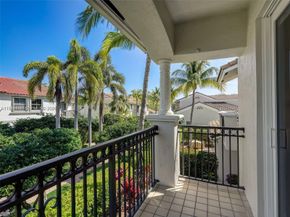 963 S Harbor View S, Hollywood FL 33019