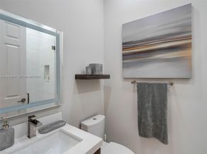 963 S Harbor View S, Hollywood FL 33019