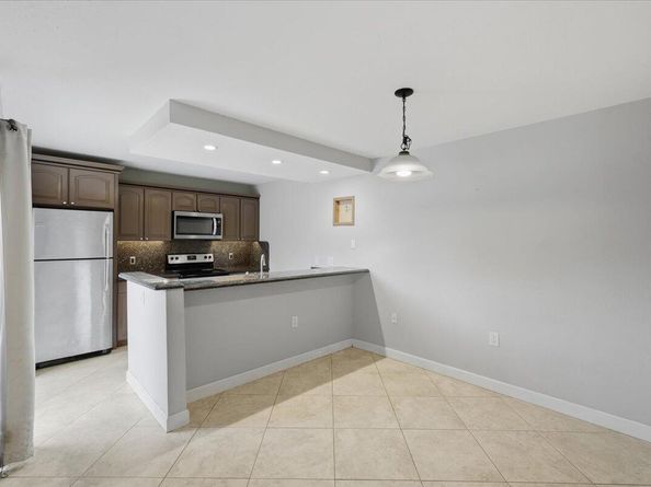 712 7th Way, West Palm Beach FL 33407