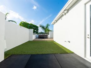 801 SE 12th CT 801, Fort Lauderdale FL 33316