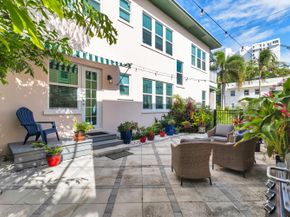 1701 S Olive Avenue, West Palm Beach FL 33401