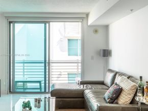110 Washington Avenue 1722, Miami Beach FL 33139