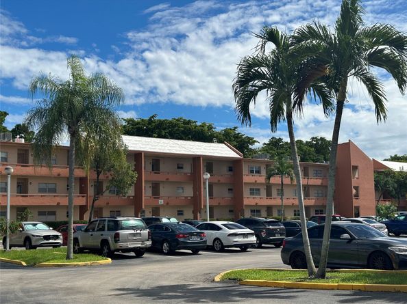 8818 W Mcnab Rd 303, Tamarac FL 33321