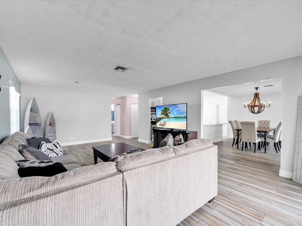 7329 Pine Park Drive N, Lake Worth FL 33467