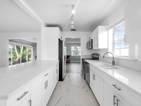 7329 Pine Park Drive N, Lake Worth FL 33467