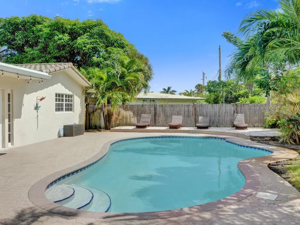 1440 SE 4th Court, Deerfield Beach FL 33441