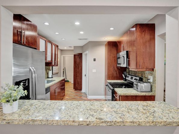 1440 SE 4th Court, Deerfield Beach FL 33441