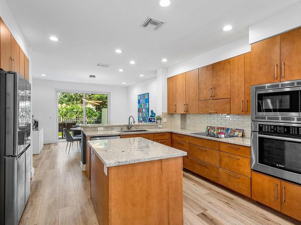 5338 NW 26th Circle S, Boca Raton FL 33496