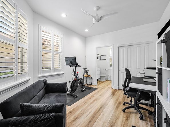5338 NW 26th Circle S, Boca Raton FL 33496