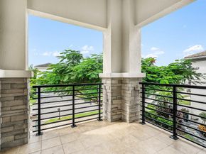 6901 NW 25th Way, Boca Raton FL 33496