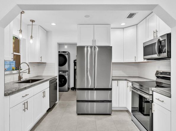 1700 SW 30th St, Fort Lauderdale FL 33315