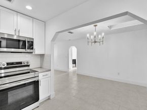 1700 SW 30th St, Fort Lauderdale FL 33315