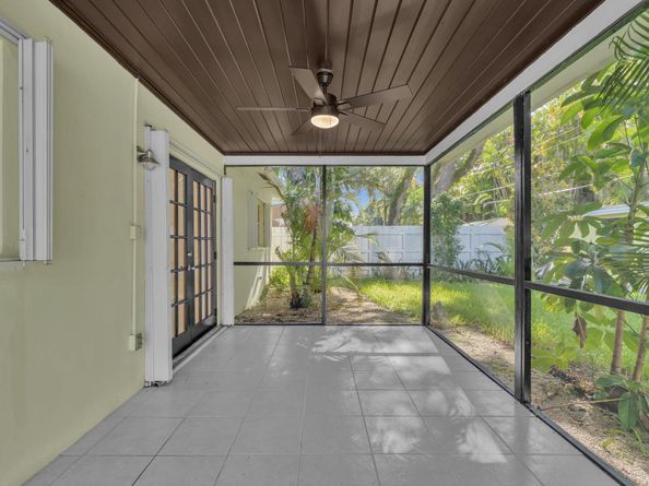 1700 SW 30th St, Fort Lauderdale FL 33315