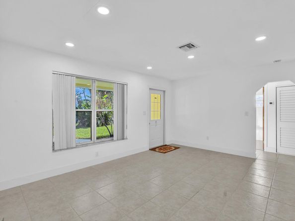 1700 SW 30th St, Fort Lauderdale FL 33315