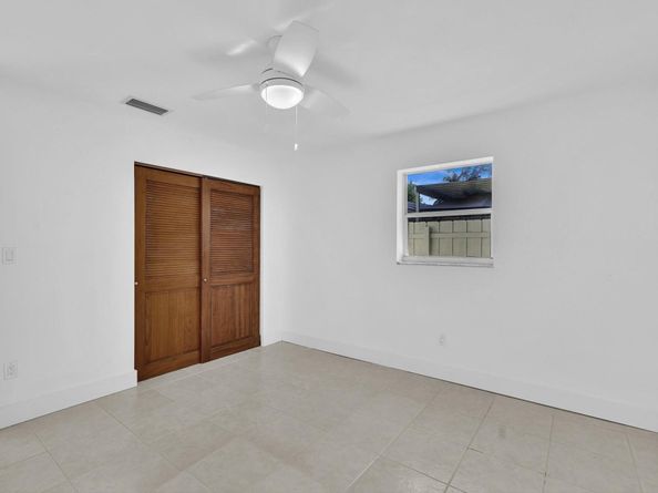 1700 SW 30th St, Fort Lauderdale FL 33315