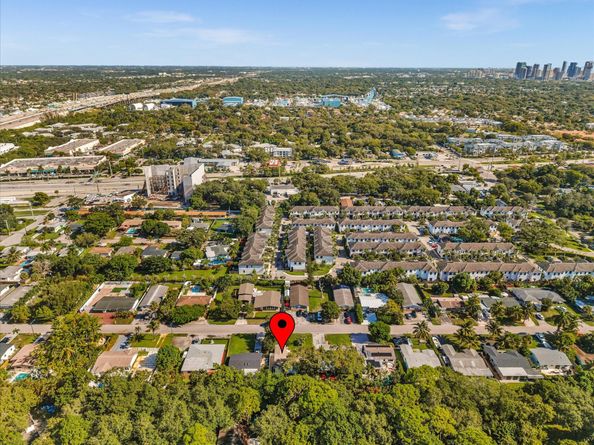 1700 SW 30th St, Fort Lauderdale FL 33315