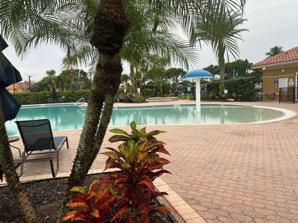 6097 United Street, West Palm Beach FL 33411