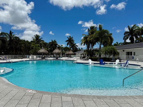 276 N Cortez Drive 276, Margate FL 33068
