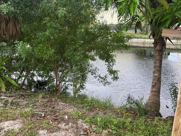 6504 Harbour Road, North Lauderdale FL 33068