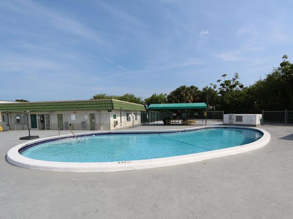 20120 NE 2nd Avenue W20, Miami Gardens FL 33179