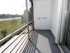 20120 NE 2nd Avenue W20, Miami Gardens FL 33179