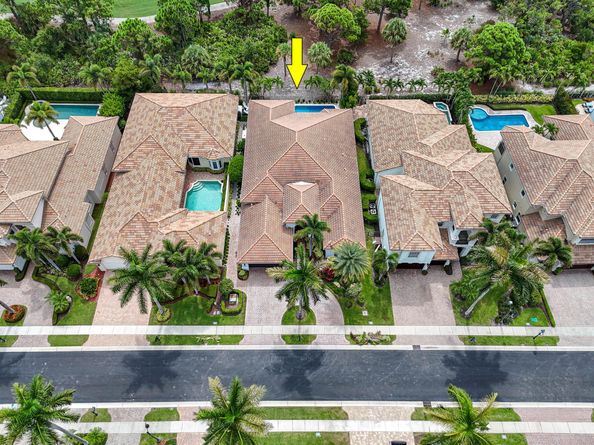 320 Charroux Drive, Palm Beach Gardens FL 33410