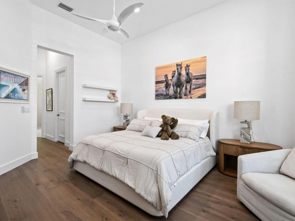 320 Charroux Drive, Palm Beach Gardens FL 33410