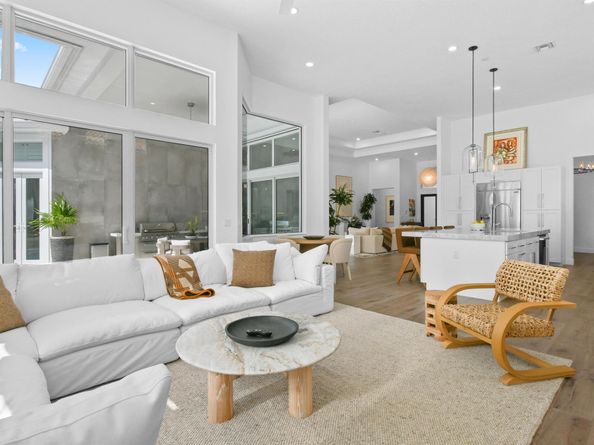 320 Charroux Drive, Palm Beach Gardens FL 33410