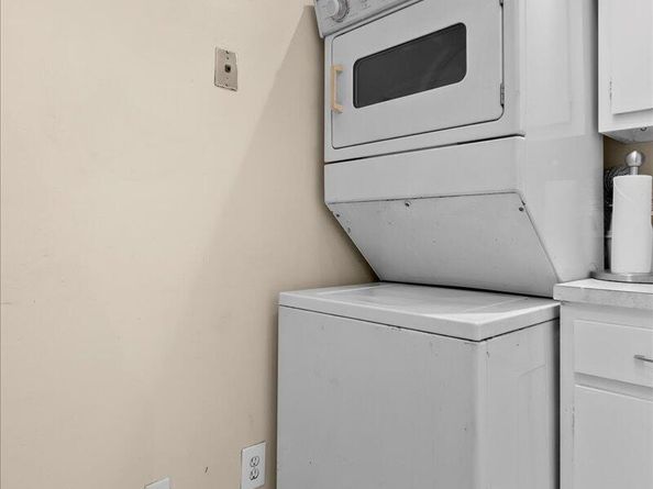 505 Spencer Drive 208, West Palm Beach FL 33409