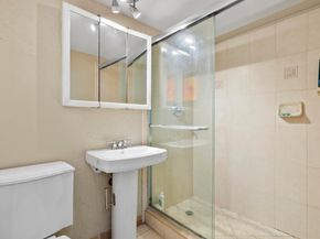 505 Spencer Drive 208, West Palm Beach FL 33409