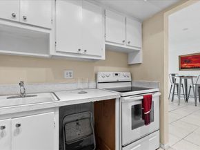 505 Spencer Drive 208, West Palm Beach FL 33409