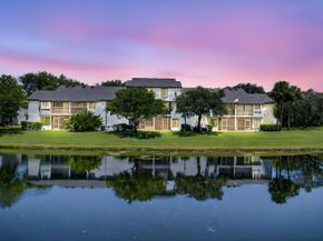 406 Harbour Pointe Way, Greenacres FL 33413