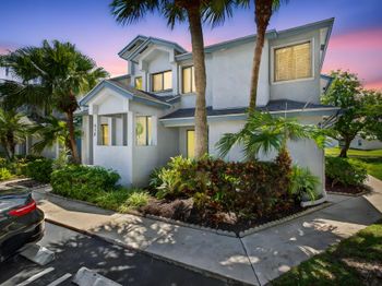 406 Harbour Pointe Way
