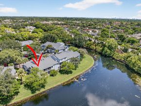 406 Harbour Pointe Way, Greenacres FL 33413