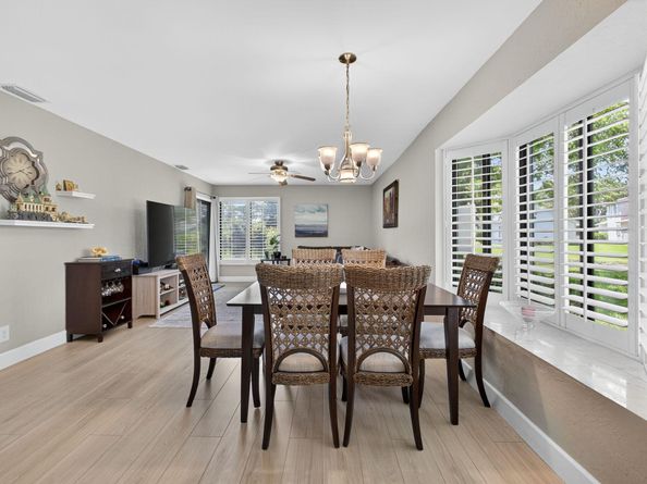 406 Harbour Pointe Way, Greenacres FL 33413