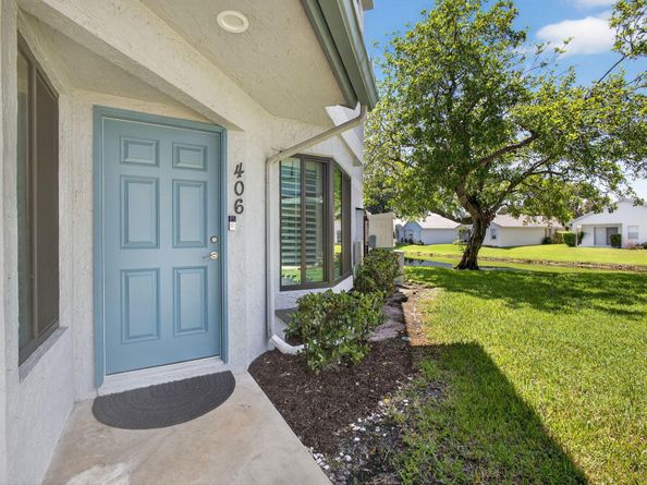 406 Harbour Pointe Way, Greenacres FL 33413