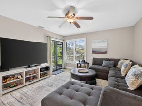406 Harbour Pointe Way, Greenacres FL 33413
