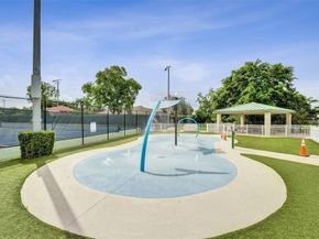 3440 E Point Dr, Cooper City FL 33026