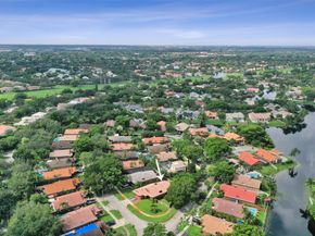 3440 E Point Dr, Cooper City FL 33026