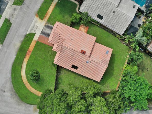 3440 E Point Dr, Cooper City FL 33026