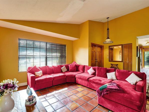 3440 E Point Dr, Cooper City FL 33026