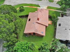 3440 E Point Dr, Cooper City FL 33026