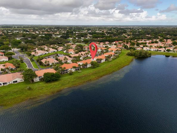 10910 Lakemore Lane 201, Boca Raton FL 33498
