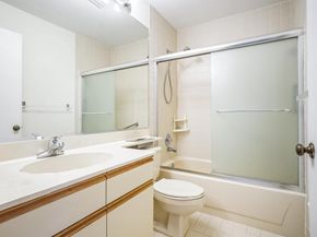 10910 Lakemore Lane 201, Boca Raton FL 33498