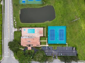 10910 Lakemore Lane 201, Boca Raton FL 33498