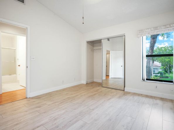 10910 Lakemore Lane 201, Boca Raton FL 33498