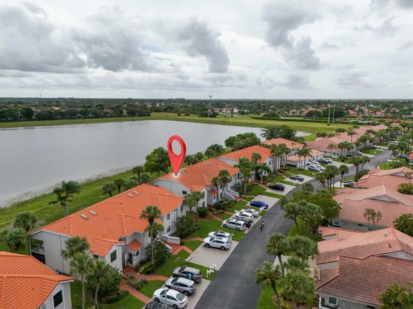 10910 Lakemore Lane 201, Boca Raton FL 33498