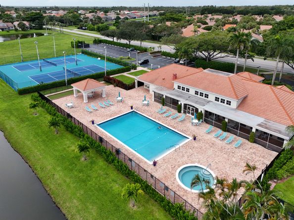 10910 Lakemore Lane 201, Boca Raton FL 33498