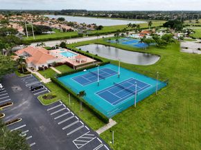 10910 Lakemore Lane 201, Boca Raton FL 33498