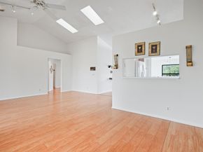 10910 Lakemore Lane 201, Boca Raton FL 33498